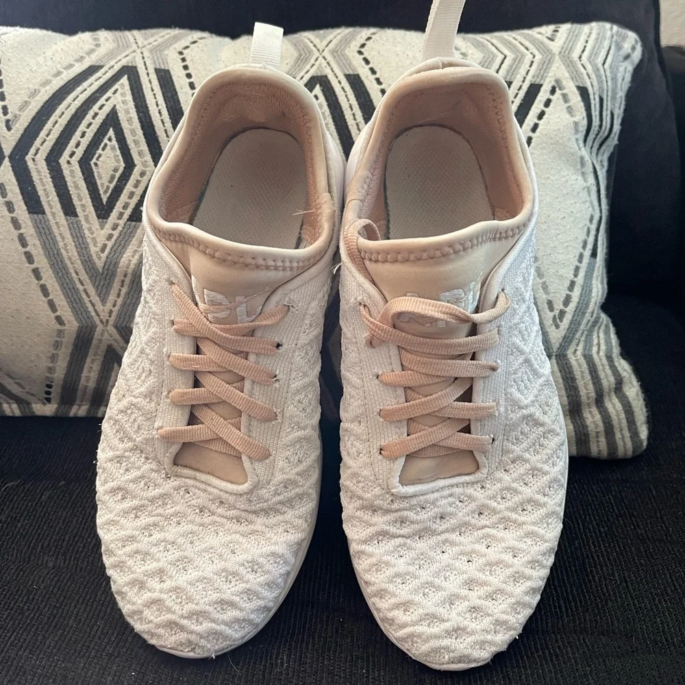 APL" TechLoom Phantom Athletic Propulsion Labs-White & Cream - Picture 2 of 13